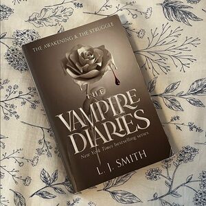 The Vampire Diaries Book